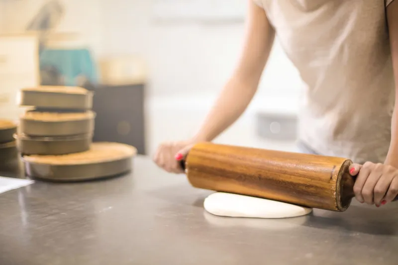 De la passion à la profession : lancer votre activité de pâtisserie artisanale à domicile en toute légalité
